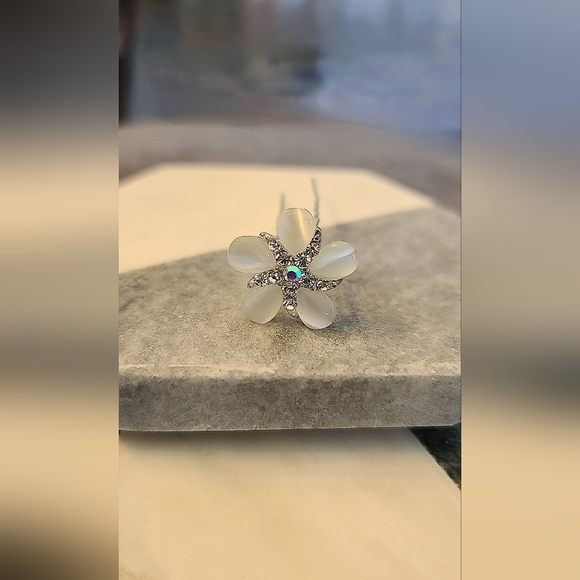 Flower Diamond Style Hair Pin - Weddings/Prom  Updos - Picture 3 of 4